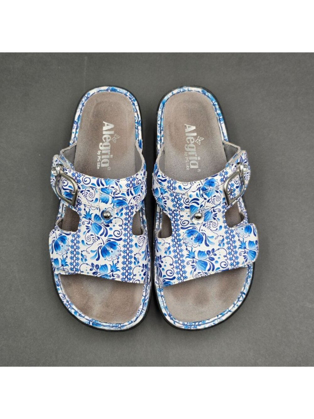 Alegria Peggy Wedge Slip On Sandals Size 37 Blue White Floral Rhinestone Buckle - Picture 2 of 12